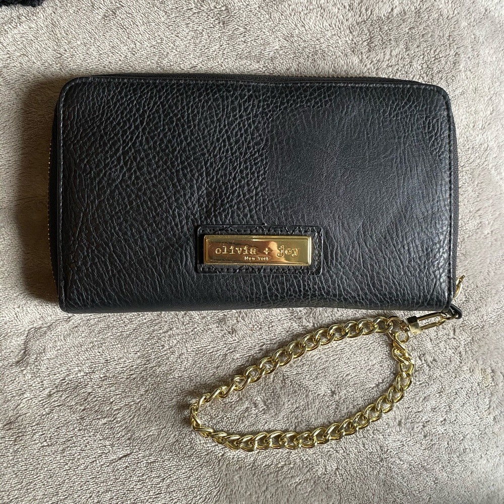 Olivia + Joy black wristlet/wallet